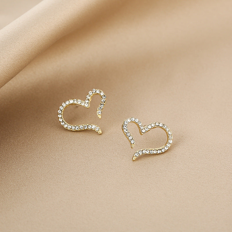 Wholesale ins personality retro French flower heart earrings